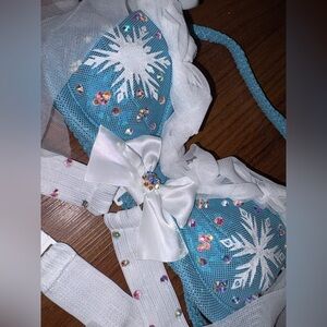 Pink lips bikini Elsa costume bra